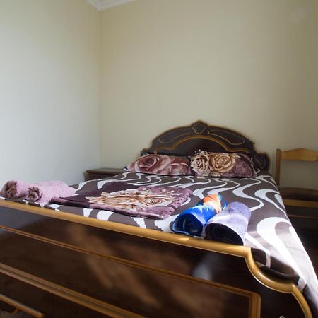 Rezo'S Ranch Apartment Samtredia Екстериор снимка