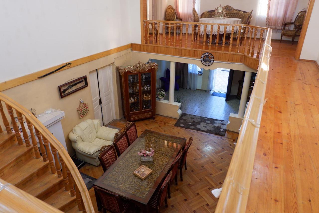Rezo'S Ranch Apartment Samtredia Екстериор снимка