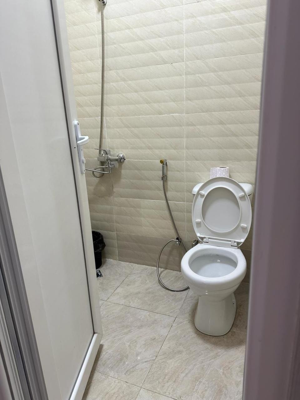 Rezo'S Ranch Apartment Samtredia Екстериор снимка