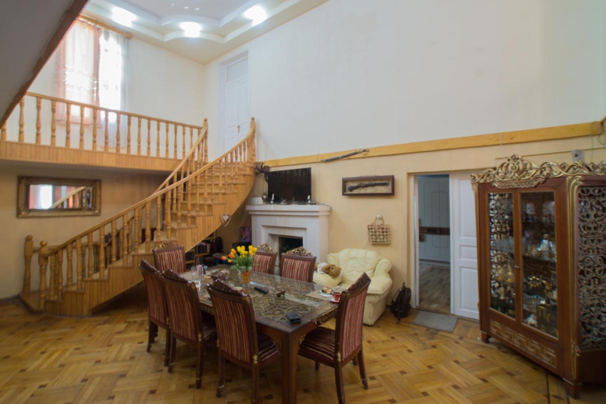 Rezo'S Ranch Apartment Samtredia Екстериор снимка